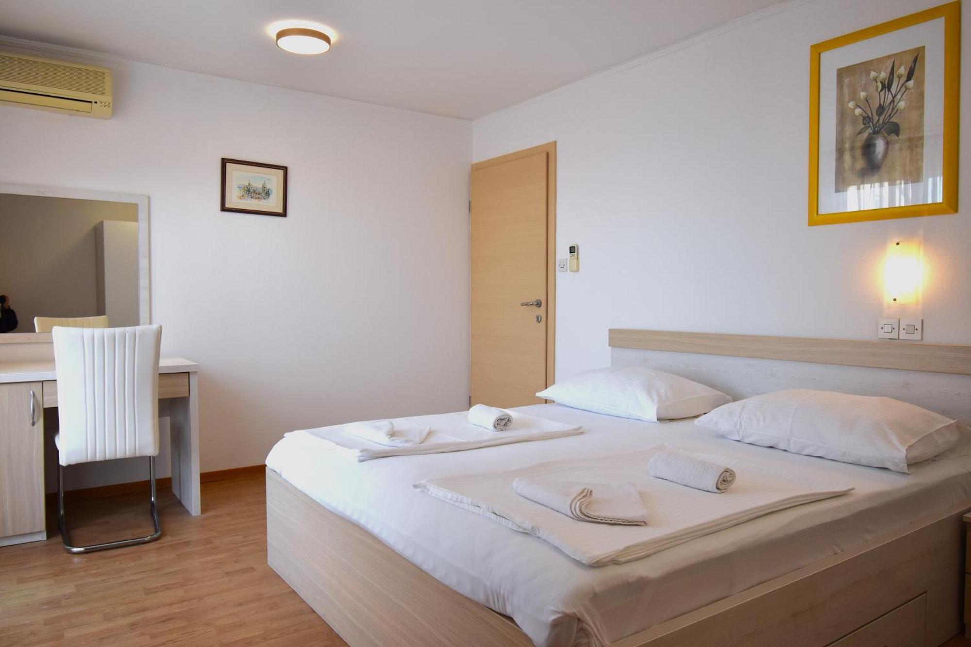 Guest House Sandra Раб Экстерьер фото