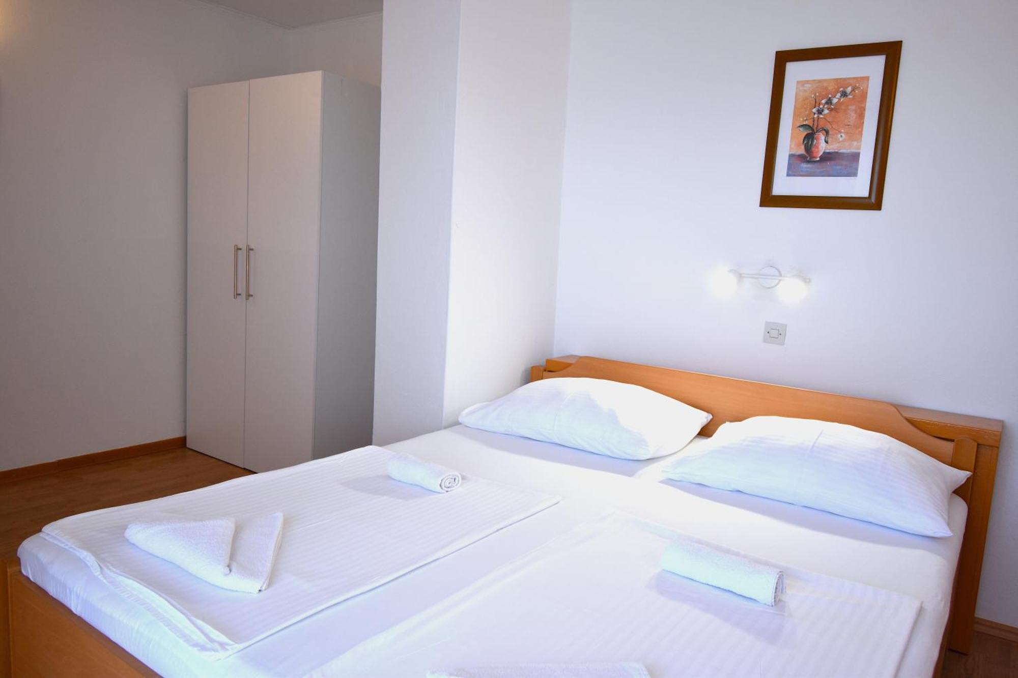 Guest House Sandra Раб Экстерьер фото