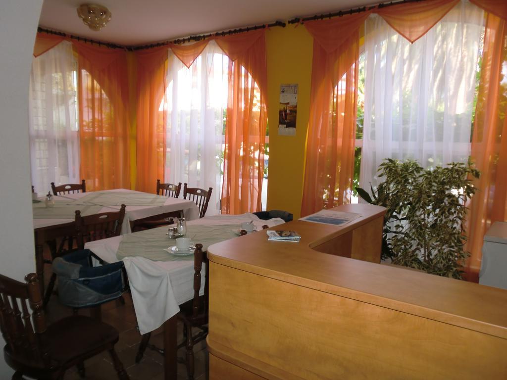 Guest House Sandra Раб Экстерьер фото
