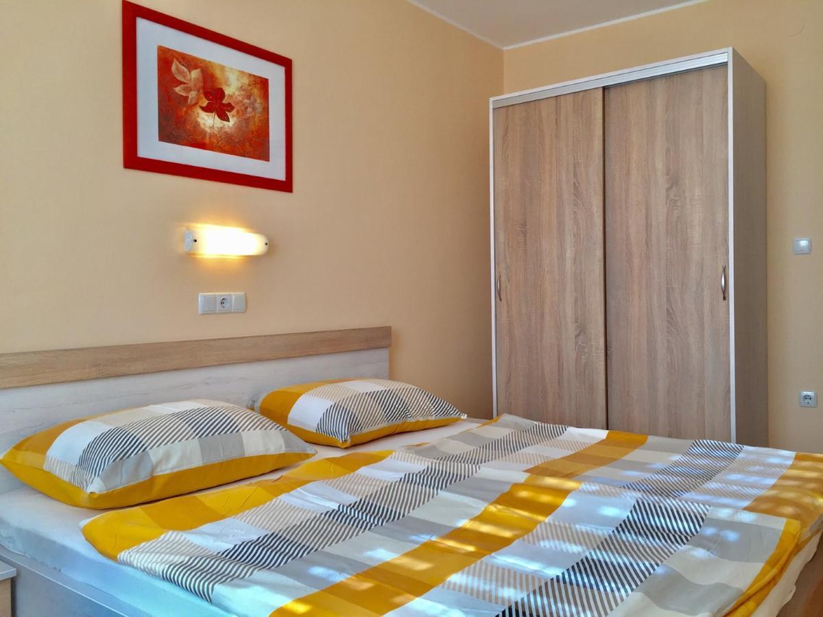 Guest House Sandra Раб Экстерьер фото